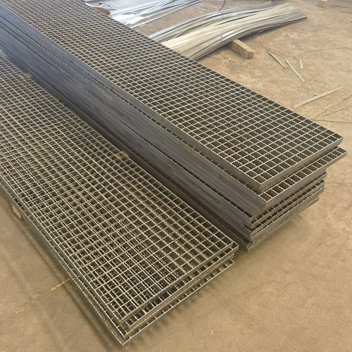 為什么說鋼格柵是工程建設(shè)的 “全能選手”？