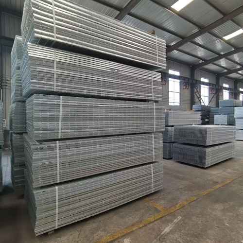 你以為它只是工廠標(biāo)配？鋼格柵的創(chuàng)意變身太驚艷了