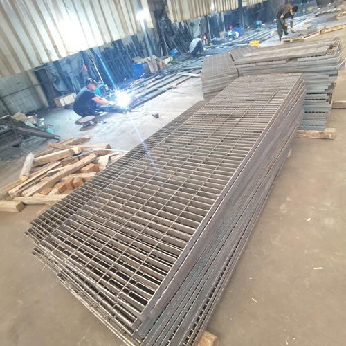 鋼格板背后的努力，遠(yuǎn)比你想象得多