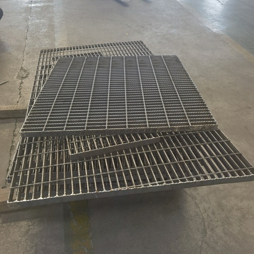 鋼格板在市政工程中的關(guān)鍵作用