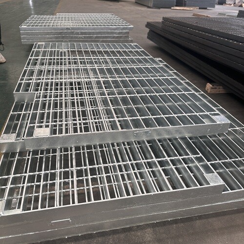 鋼格柵板承載能力測(cè)試報(bào)告出爐，數(shù)據(jù)說(shuō)話！