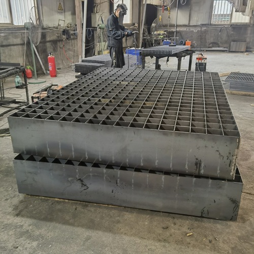 鋼格柵板型號(hào)怎么選？一篇講透