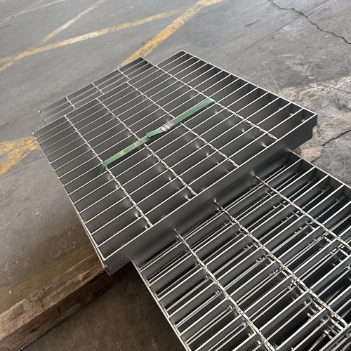 鋼格柵板承載不足怎么辦？換型號還是加固