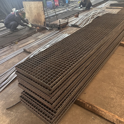 原來(lái)這才是鋼格板的真實(shí)實(shí)力，工程人都在夸