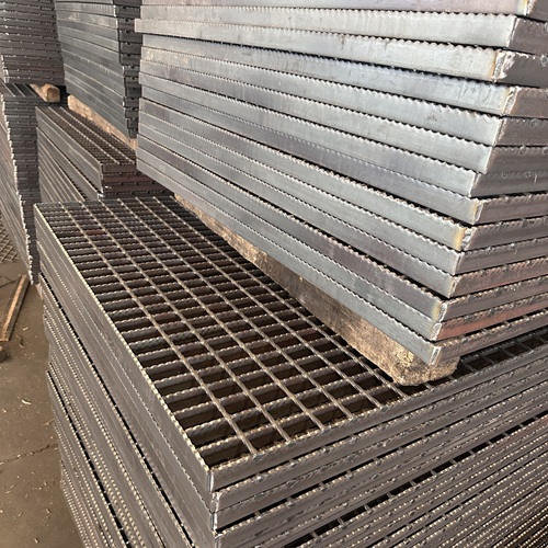 從工具到美學鋼格板的華麗轉(zhuǎn)身之路