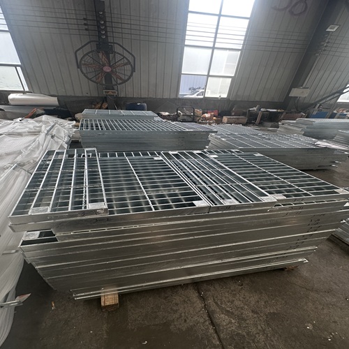 檢修馬道鋼格板用途及荷載取值標(biāo)準(zhǔn)